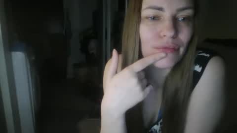 Snapshot of annadiamond1 chatting on 05/10/26, 08:47 annadiamond1 online show from 05/10/26, 08:47