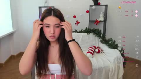 Snapshot of annaelfi chatting on 12/28/24, 06:28 Anna online show from 12/28/24, 06:28