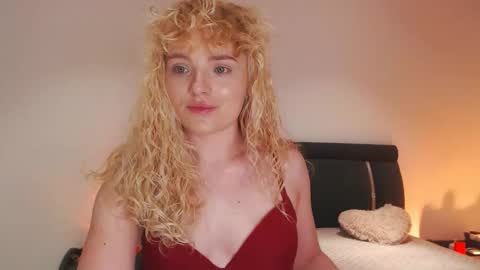 annaevv online show from 02/08/26, 03:54