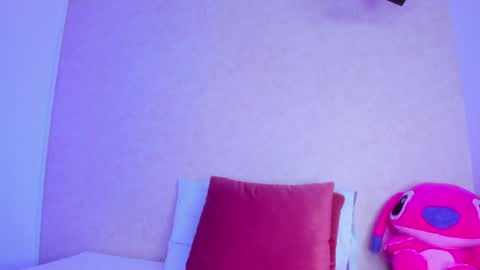 annafoox_ online show from 12/03/24, 06:04