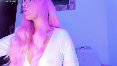 annafoox_ online show from 10/28/25, 10:41