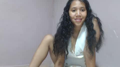 Snapshot of annahhotgirl chatting on 02/15/25, 06:33 annahhotgirl online show from 02/15/25, 06:33
