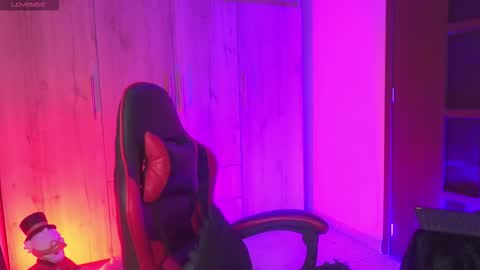 Anna online show from 01/18/26, 09:46