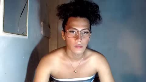 annalala22 online show from 04/11/26, 07:45