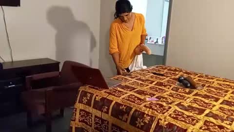 Anna Lee Cross online show from 04/17/26, 06:27