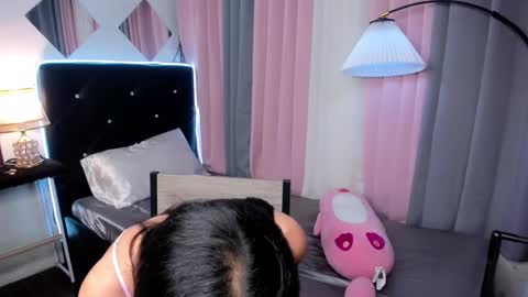 Snapshot of annalolaxoxo chatting on 01/22/25, 02:35 AshyElliston online show from 01/22/25, 02:35