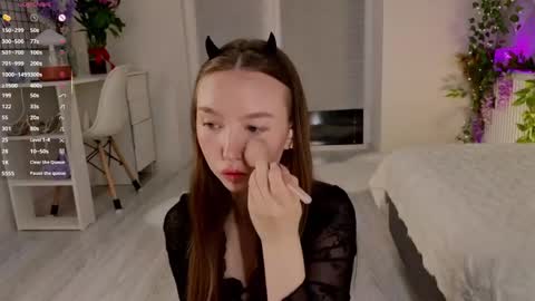 Holly Molly Im Polly online show from 06/04/26, 07:20