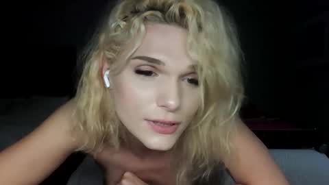 Snapshot of annamarrie777 chatting on 10/20/25, 03:29 AnnaMarrie online show from 10/20/25, 03:29