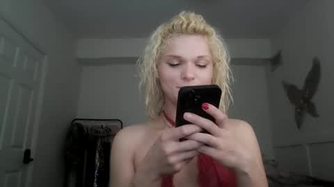 AnnaMarrie online show from 02/17/26, 04:02