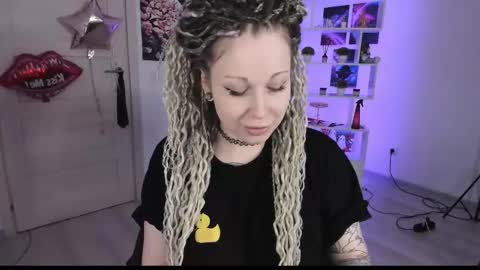 Anna online show from 09/28/25, 03:28