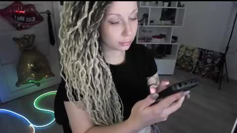 Anna online show from 07/17/26, 01:01