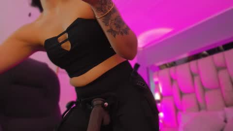 Annara Lein online show from 10/14/25, 12:00