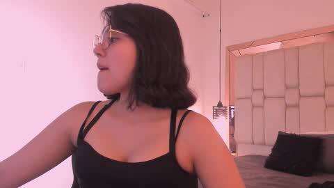 Annara Lein online show from 12/03/25, 01:02