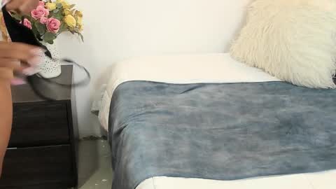 Anna Rosse online show from 04/04/26, 12:02