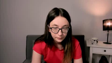 Anna online show from 06/19/26, 04:11