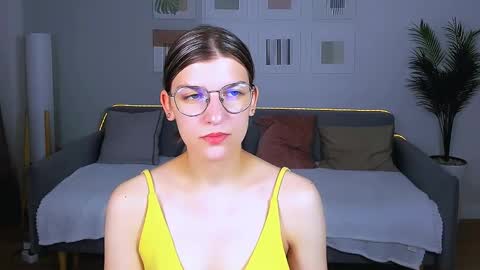 Snapshot of annathorne chatting on 06/03/26, 03:31 Im Anna online show from 06/03/26, 03:31
