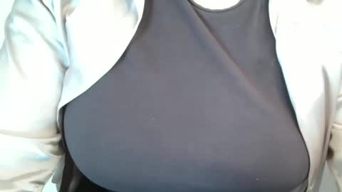 Bella online show from 03/08/26, 10:08