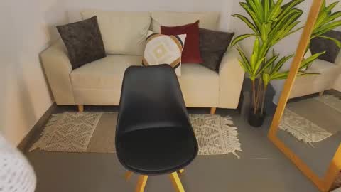 Snapshot of anne_rachel chatting on 11/27/25, 11:51 anne_rachel online show from 11/27/25, 11:51