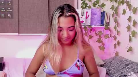 Anne online show from 01/26/25, 03:38