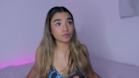 Anne online show from 10/29/25, 01:41