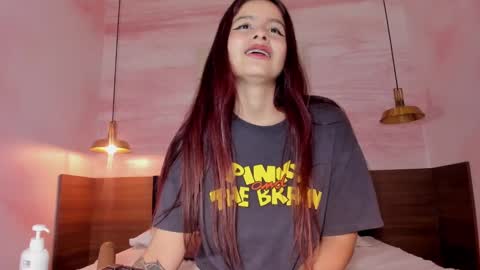 Anne online show from 02/06/25, 02:37