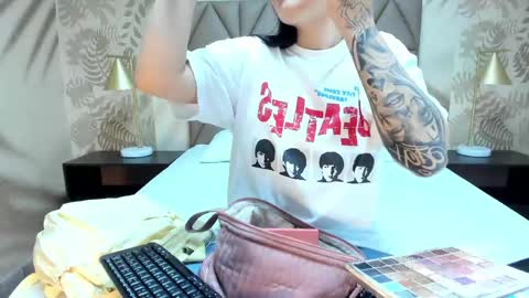 Anne online show from 05/28/26, 03:26