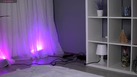 Anne online show from 03/12/26, 06:19