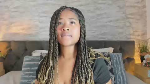 Snapshot of anneth__m chatting on 07/01/26, 07:35 Anneth online show from 07/01/26, 07:35