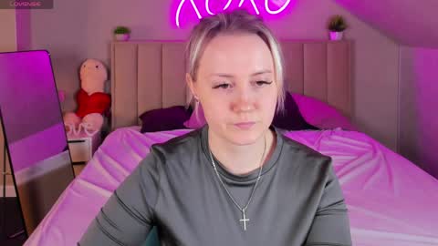 Joyce Howard online show from 03/17/26, 02:27