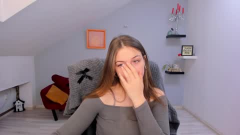 annewilsonn online show from 04/06/26, 10:49