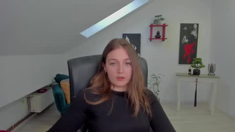 annewilsonn online show from 05/05/26, 04:53
