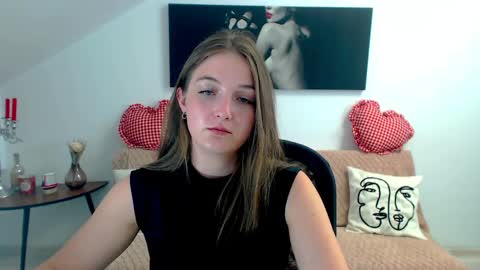 annewilsonn online show from 05/28/26, 05:38