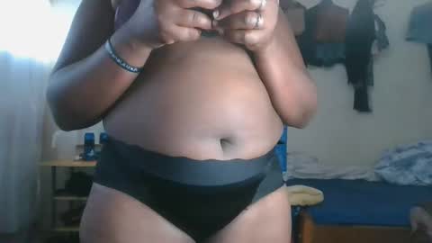 Snapshot of anni938018 chatting on 01/11/26, 02:44 anni938018 online show from 01/11/26, 02:44