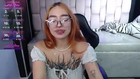 Snapshot of anni_acker_b chatting on 02/14/25, 07:23 Anni acker b online show from 02/14/25, 07:23