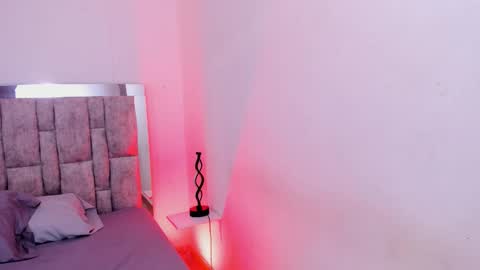 Camila  Anni online show from 11/17/25, 11:54