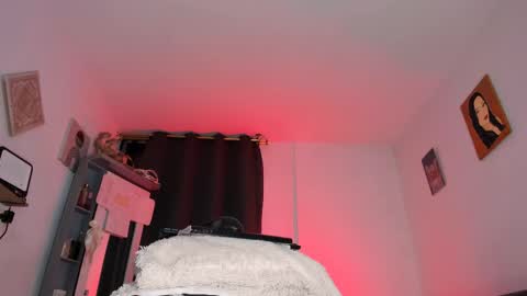 Creamy online show from 04/27/26, 11:14