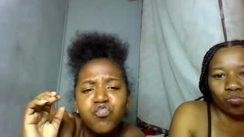 annick98 online show from 02/17/26, 07:53