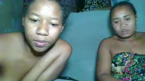 annick98 online show from 04/16/26, 06:09