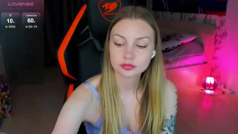 Annie online show from 05/27/26, 11:13