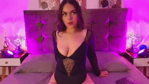 Annie Bonnie   online show from 05/15/26, 11:39