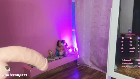 Annie online show from 02/26/25, 10:42