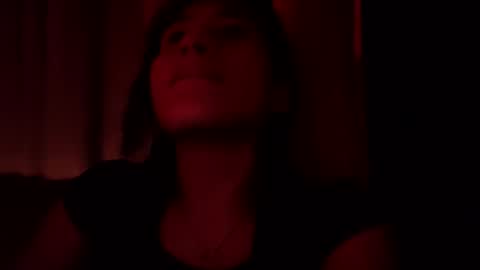 Snapshot of annie_darling_ chatting on 11/03/25, 03:52 A N G E L online show from 11/03/25, 03:52