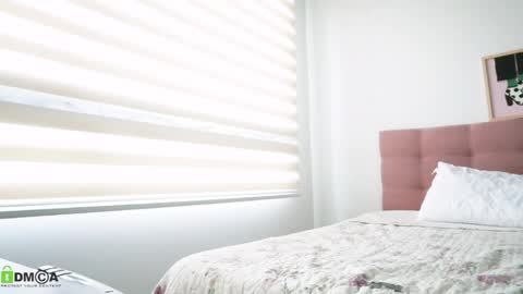 Annie online show from 04/22/26, 03:35