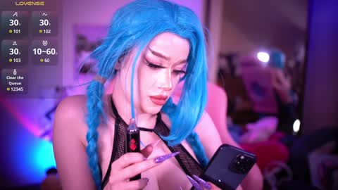 Snapshot of annie_may_may chatting on 12/14/24, 03:15 Annie May online show from 12/14/24, 03:15