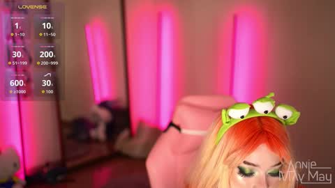 Snapshot of annie_may_may chatting on 11/03/25, 01:45 Annie May online show from 11/03/25, 01:45