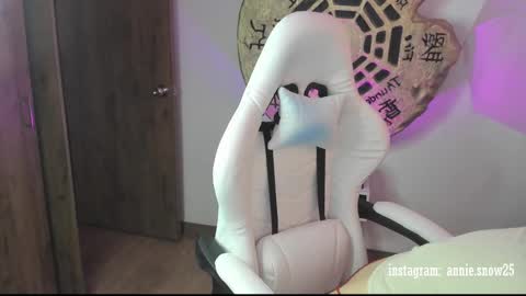 JEANNE no olvides seguirme dont forget follow me  uu online show from 02/21/25, 10:26