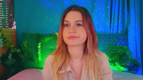 annie online show from 02/08/26, 08:01