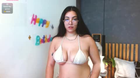 Annie Volker online show from 12/18/25, 05:35