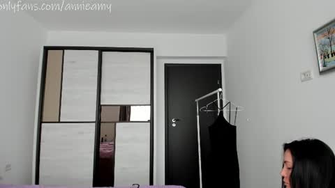 Snapshot of annieamy chatting on 06/12/26, 12:37 Annie online show from 06/12/26, 12:37