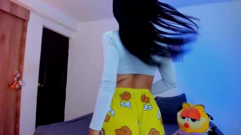 AnnieBlu3 online show from 01/31/25, 10:52